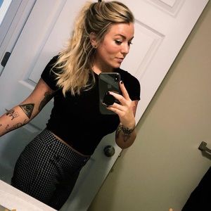 Meet your Posher, Samantha